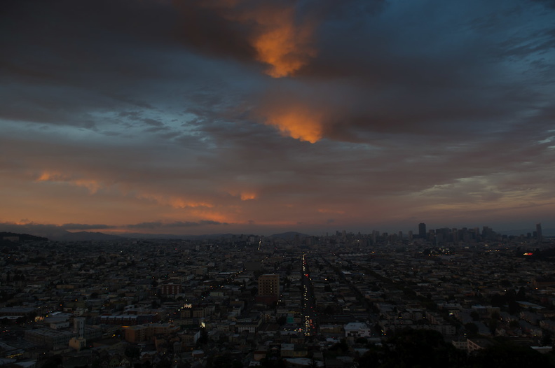 clouds over the Mission2010d29c094.jpg